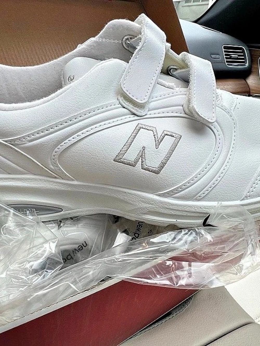 New Balance The 812 Women's White Sneakers US 11 D NWT